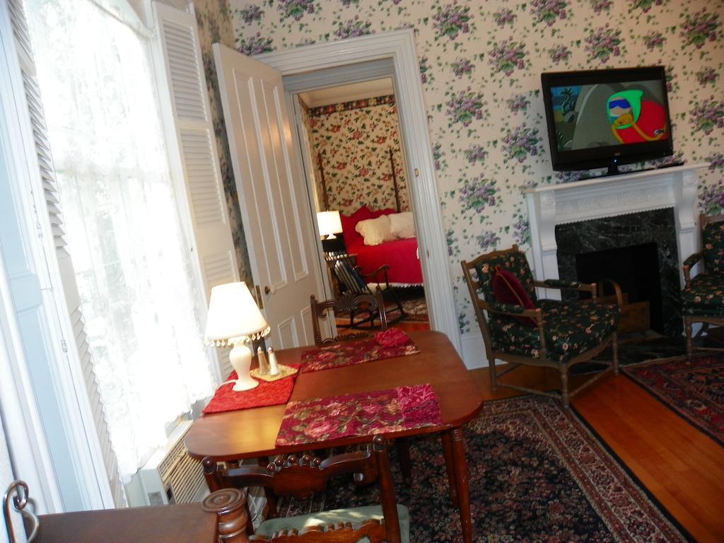Homeport Historic Inn Searsport Szoba fotó